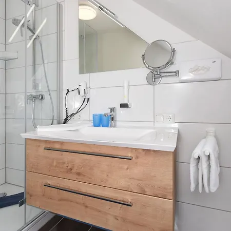 Apartment Zur Moewe 3 *